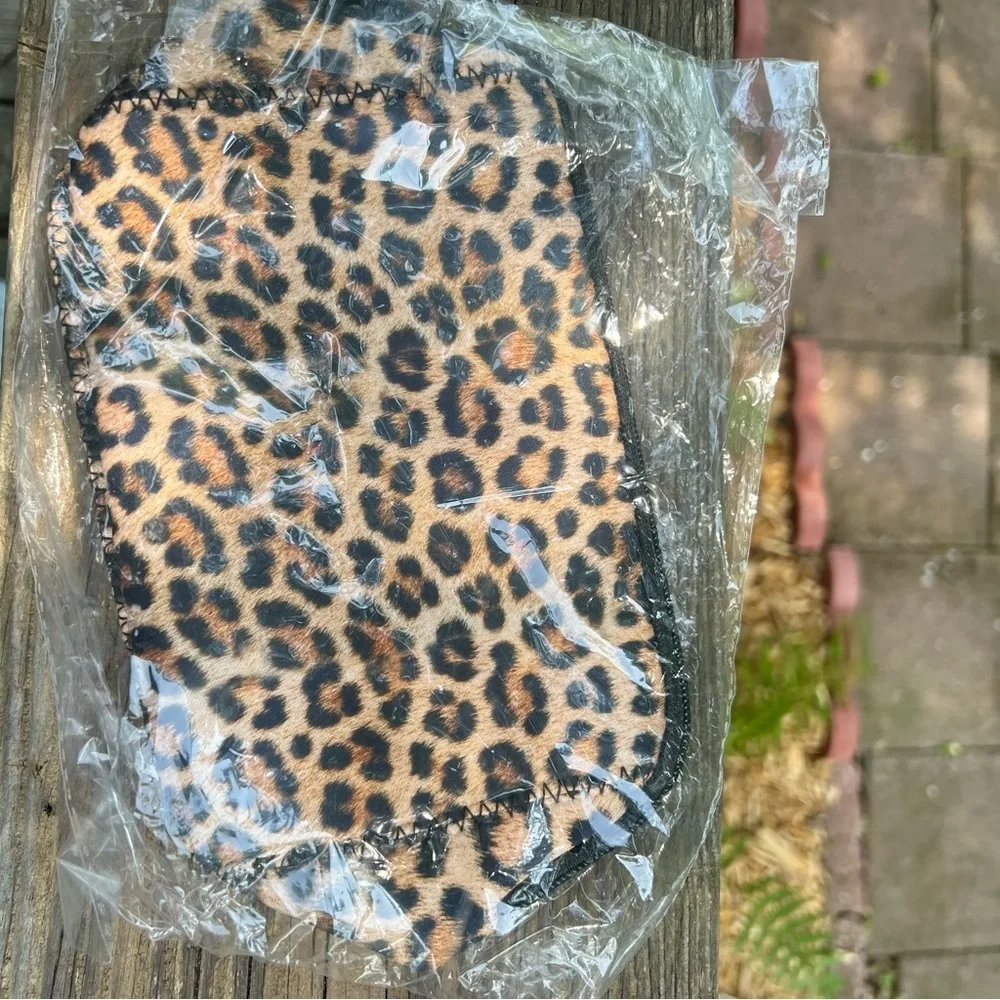 Leopard print cosmetic storage bag